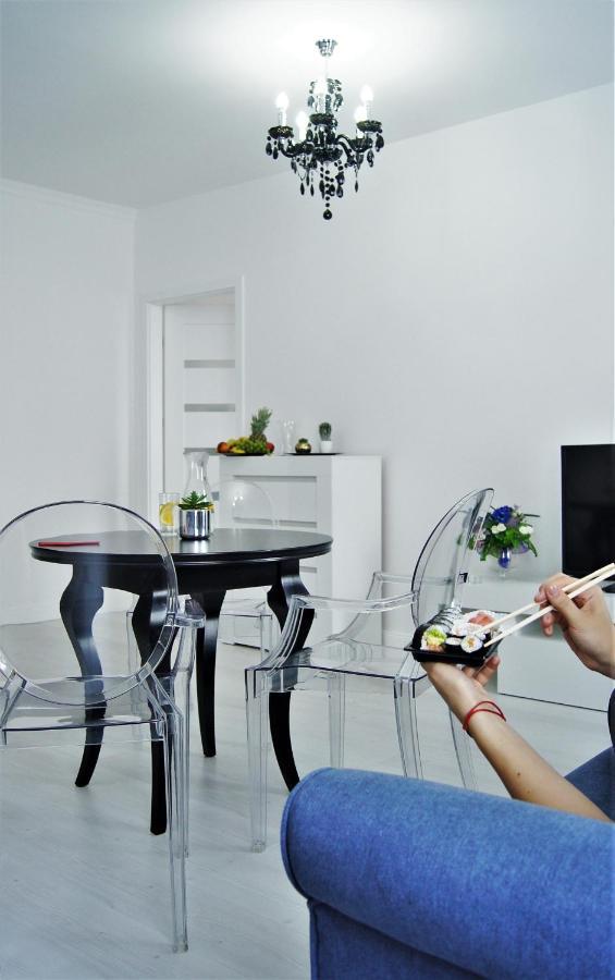 Przestronny Apartament Contento- Wroclaw Centrum Apartment Exterior photo